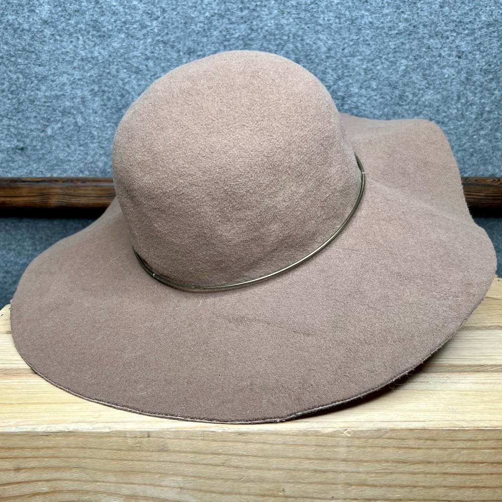Charlotte Russe Hat - Picture 1 of 3